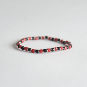 🎁 Colorful Glass Bracelets (100% off)