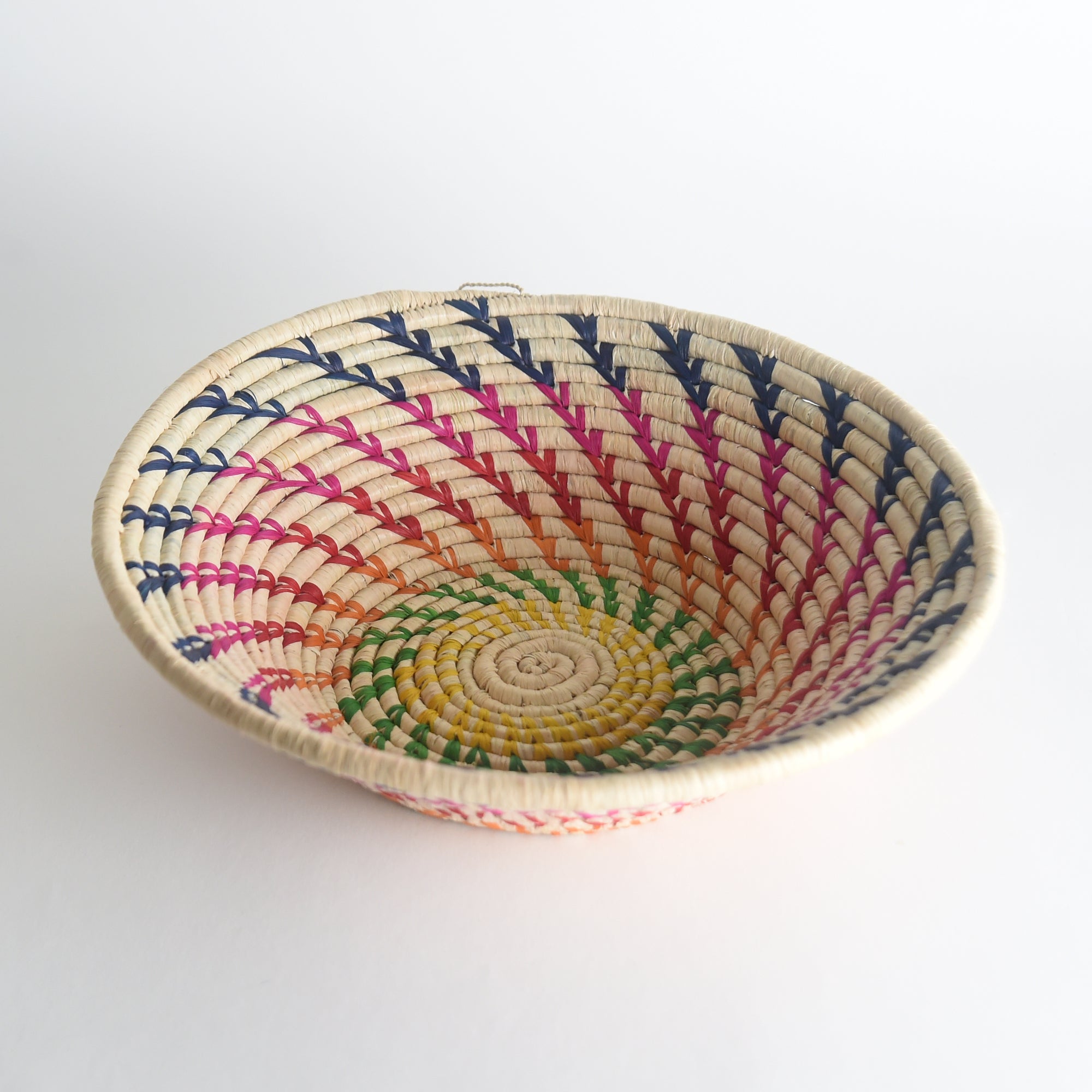 Handwoven Raffia Basket (medium)