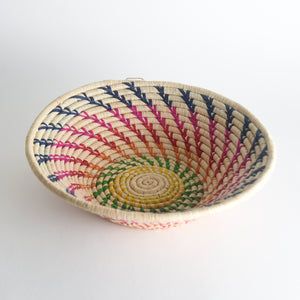 Handwoven Raffia Basket (medium)