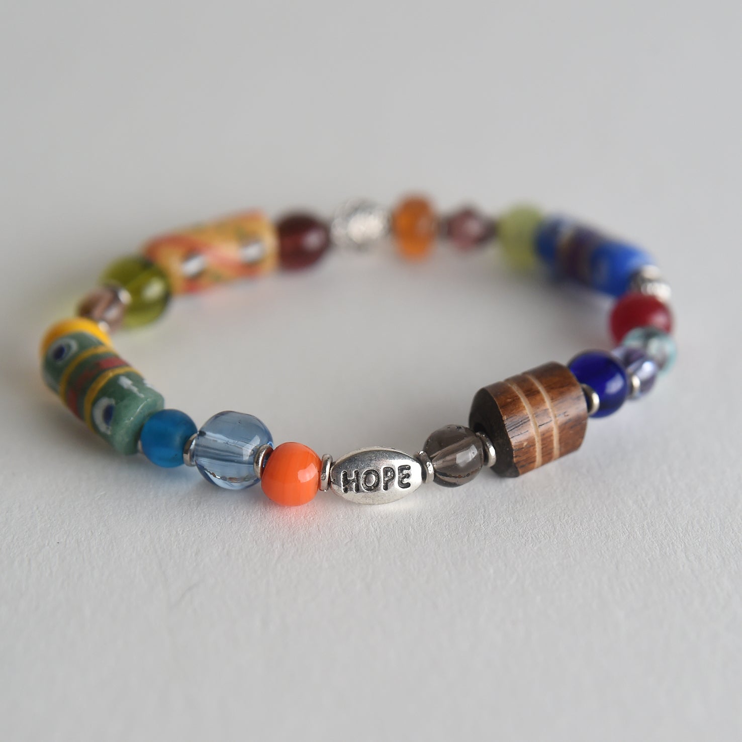 Lawot (Traveler) Glass Bead Bracelet