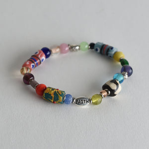 Lawot (Traveler) Glass Bead Bracelet