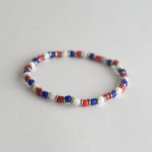 🎁 Colorful Glass Bracelets (100% off)