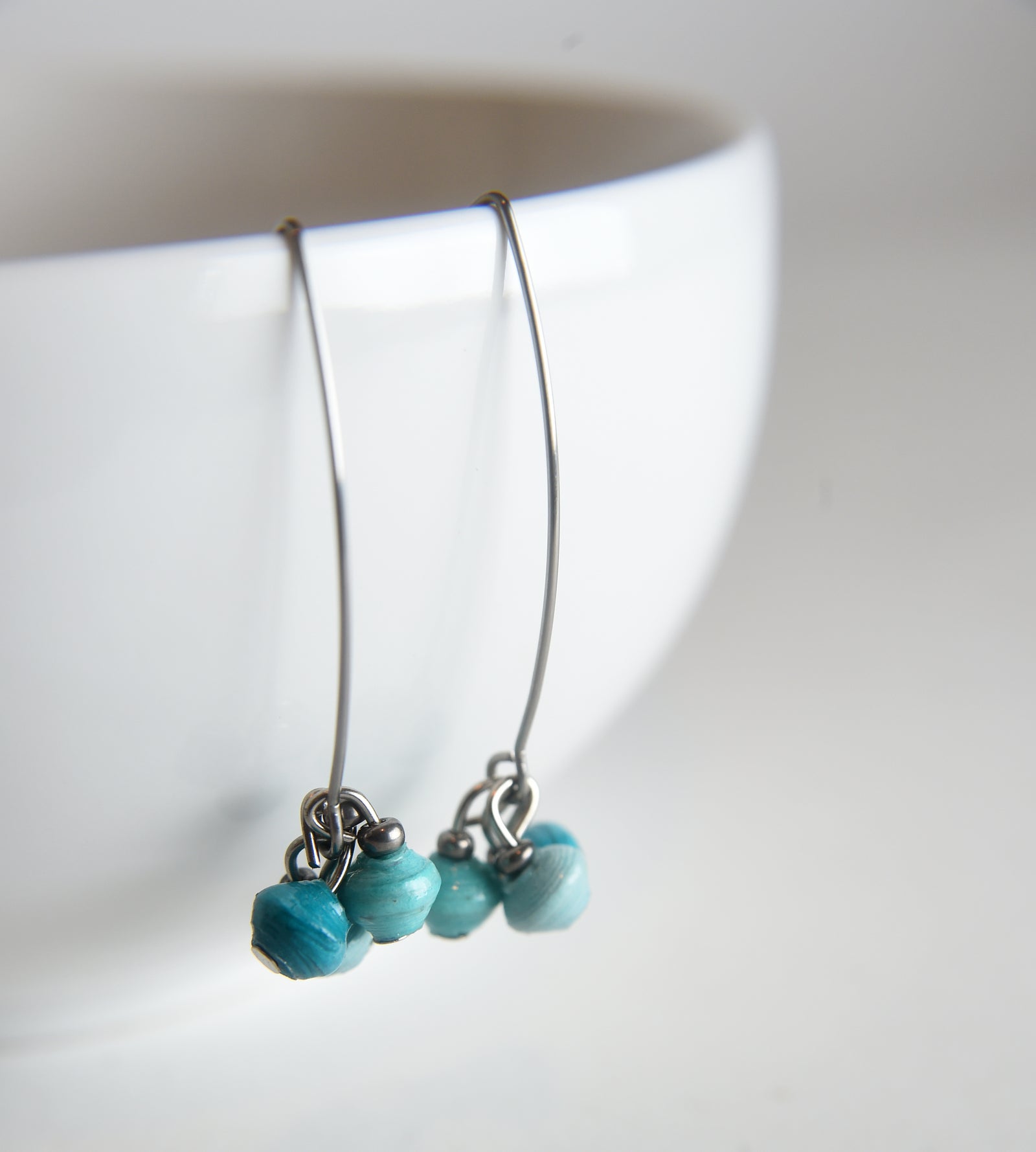 Mchezaji (Dancer) Wire Earrings